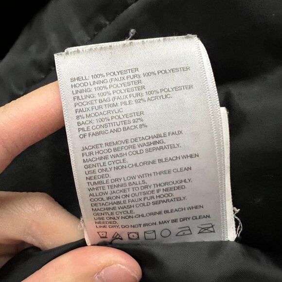 Laundry by Shelli Segal Winter Jacket – Warm & Stylish! - Picture 4 of 4